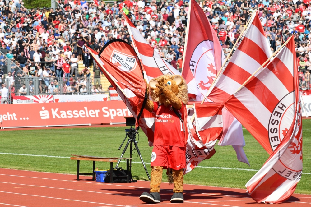 Lotto Hessenliga 2018/2019, KSV Hessen Kassel, KSV Baunatal, Endstand 3:1; Totti